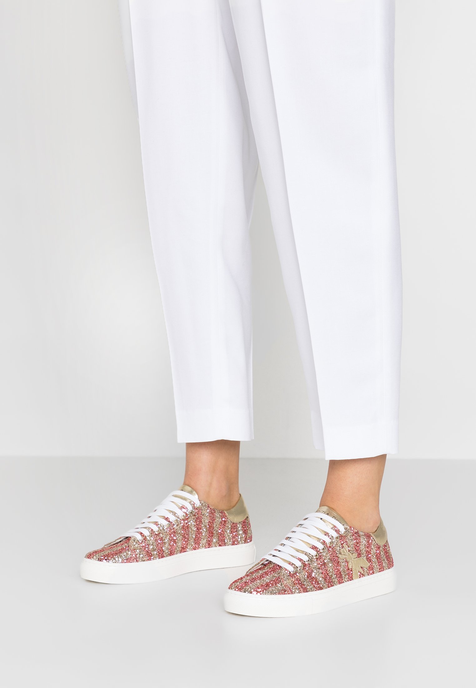 Patrizia Pepe Joggesko platinumrose Zalando.no Patrizia Pepe Joggesko white metallics Zalando.no