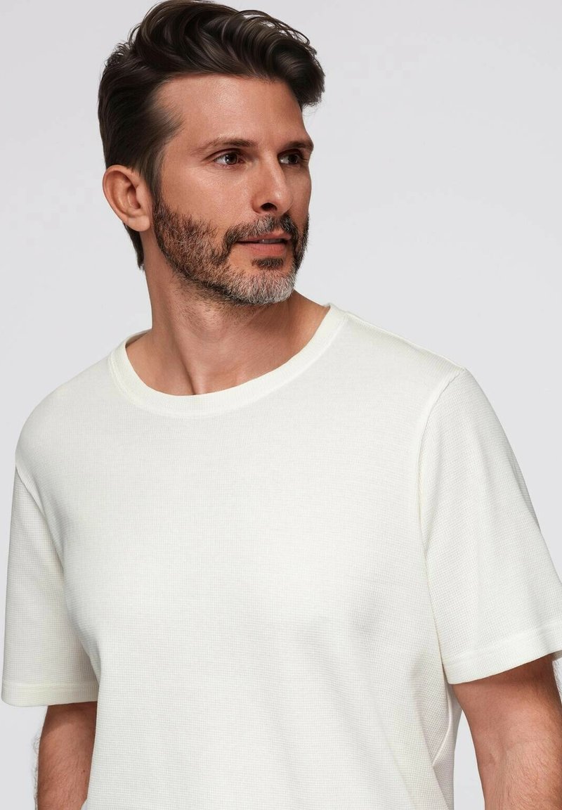 Ombre WAFFLE-TEXTURED Camiseta básica off white/crema
