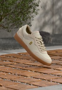 Επιλέχθηκε, creme