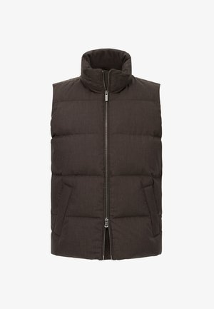 Dicker Weste aus dunkelbraunem Stoff mit hohem Kragen, Frontreißverschluss und Seitentaschen. Glatte Textur mit gestepptem Design.