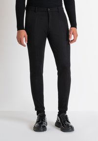 Non sélectionné, black