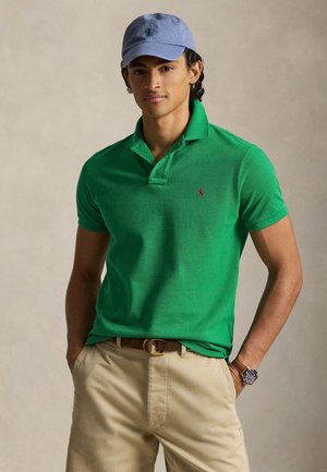 THE ICONIC MESH POLO SHIRT - Polo - erin green