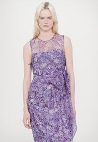 cinq sept silk painted hydrangea miley dress Cinq Sept PAINTED HYDRANGEA MILEY DRESS - Cocktail dress / Party dress - lilac wine/purple