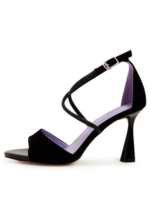Bridal shoes - black