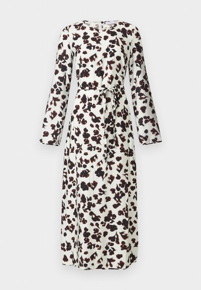 Šaty s dlhým rukávom v krémovej farbe s čiernym a bordovým kvetinovým vzorom, s viazaním v páse a rovnou siluetou. Jemná textúra látky.