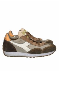 Diadora Heritage Scarpe Uomo Equipe H Dirty Stone Wash Evo 174736 Grigio Beige in Tela e Pelle Scamosciata colorazione Nebbia Beige (Numeric_42
