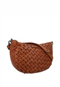 Bruine leren crossbodytas met geweven ontwerp, ritssluiting en verstelbare band.