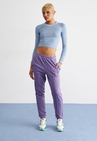 Nike Sportswear Treniņtērpa apakšdaļas - daybreak