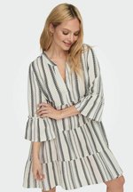 a21bdaf2821743dba1f75b10d8cefa 