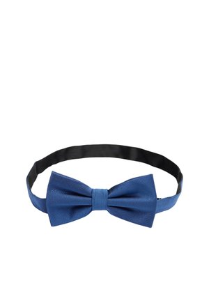 Blå satin butterfly med ribbet tekstur, der har en central plissé og et justerbart sort bånd. Velegnet til formelle anledninger.