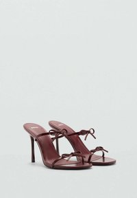 Mango MORLA - Pantofle na podpatku - bordeaux