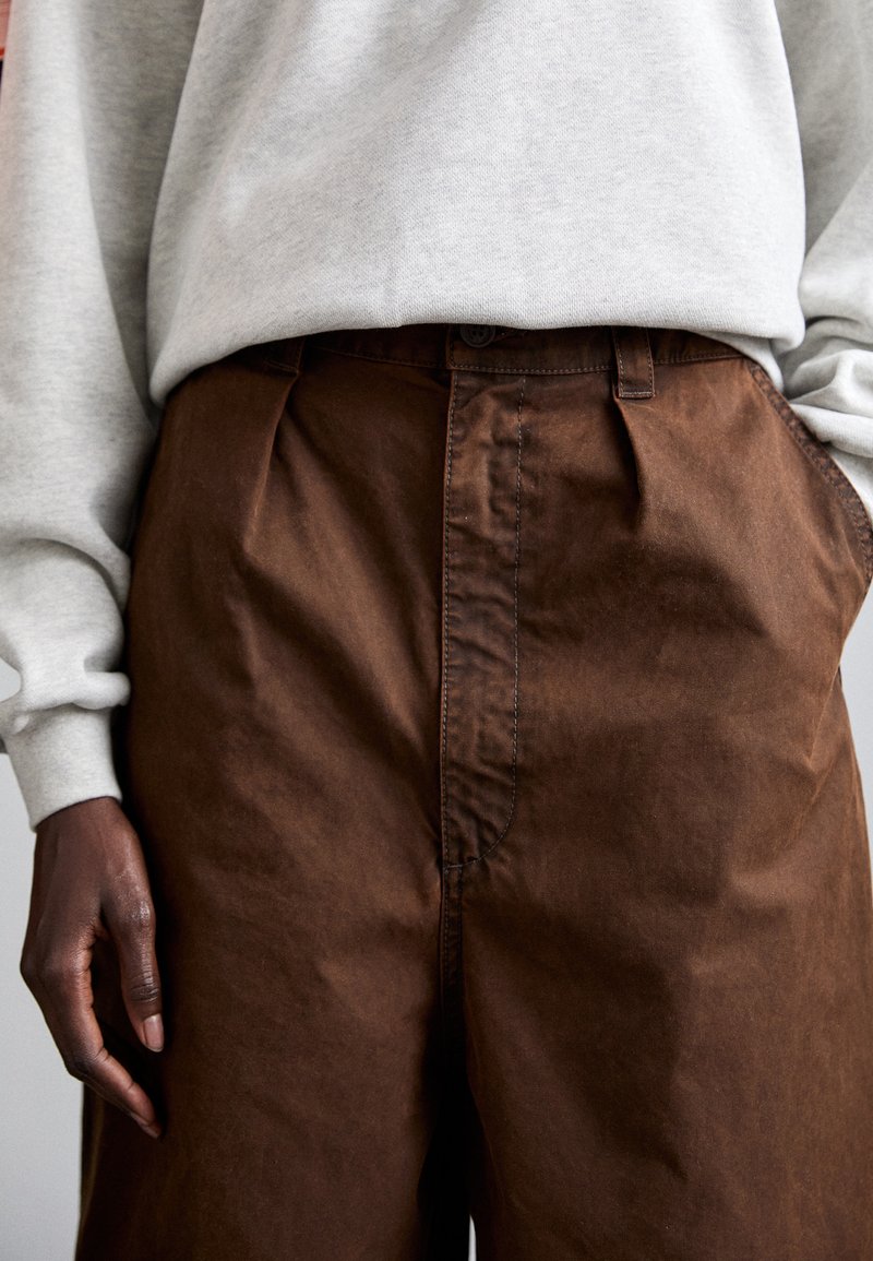 Sunnei EXTRA OVER PANTS UNISEX - Jeans baggy - brown