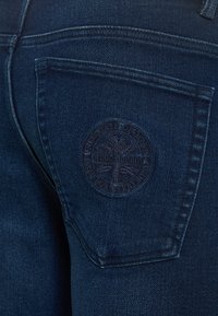 Bruno Banani BISHOP - Jeansshort - blau
