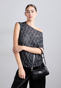 Δεν επιλέχθηκε, black