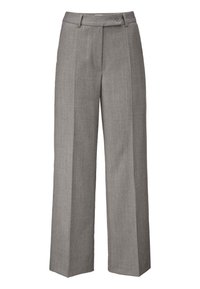 Grijze, wijde broek van gestructureerde stof. Voorzien van plooien aan de voorkant en een knoopsluiting. Strakke, op maat gemaakte lijnen en een hoge taille.