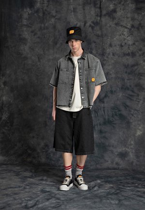 CROPPY DUTY UNISEX - Skjorta - medium grey