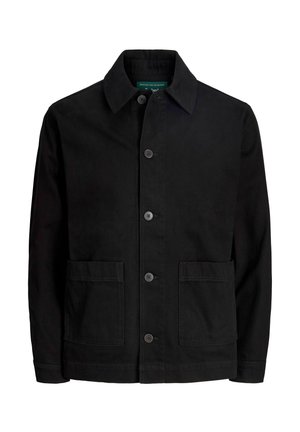 Chaqueta de algodón negra con cuello tipo solapa, cierre frontal de botones y dos bolsillos de parche. Presenta una textura suave y un diseño sencillo y clásico.