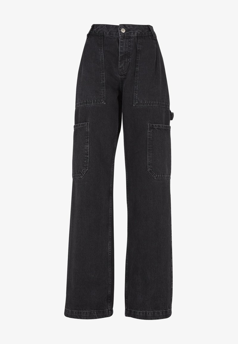 Pantaloni cargo in denim nero con gamba larga, numerose tasche a toppa e vita alta. Presentano una chiusura con bottone e cuciture resistenti.