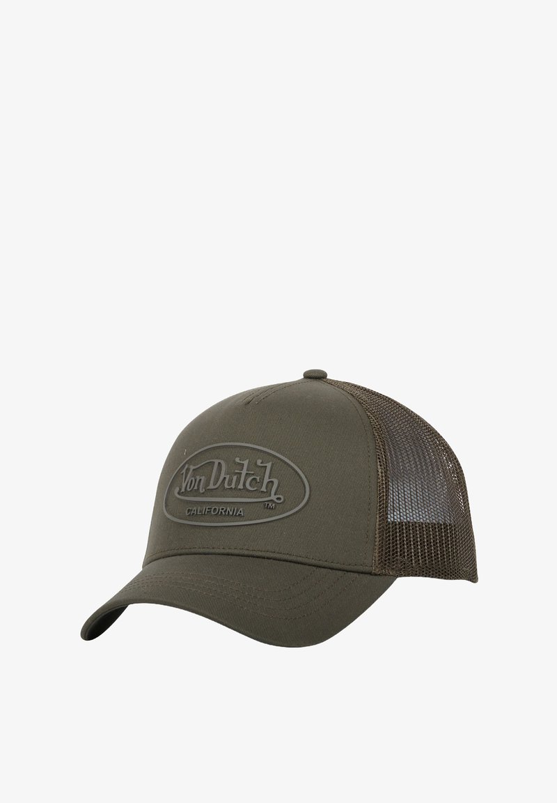 Casquette de baseball vert olive avec un dos en mesh, arborant un patch en caoutchouc surélevé portant l'inscription "Von Dutch California." Design de la visière courbée.