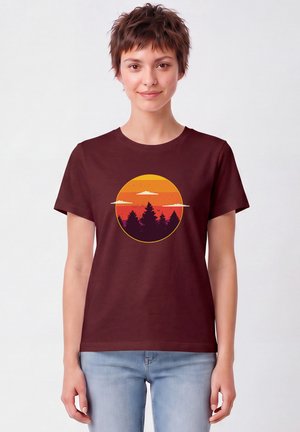 watapparel, SUNSET FOREST - T-shirt print - burgundy