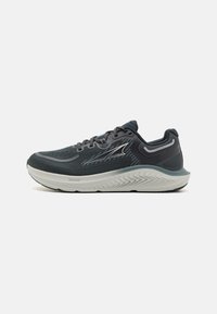 Scarpe da corsa da uomo in materiale mesh grigio scuro con suola grigio chiaro. Presentano un design aerodinamico, una tomaia testurizzata e dettagli riflettenti.