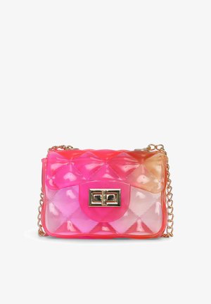 Borsa a tracolla in plastica con un motivo trapuntato in gradiente di rosa e arancione, dotata di una chiusura oro e di una cinghia a catena, caratterizzata da una finitura lucida e una superficie liscia.