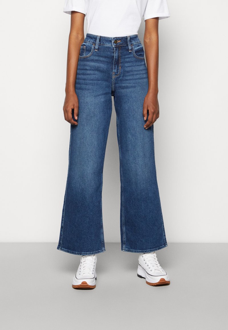 Hollister Co. HIGH RISE BAGGY Jeans relaxed fit blue/blå Zalando.no