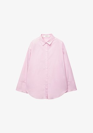 Rosa Langarmhemd mit vertikalen weißen Streifen, Knopfleiste, klassischem Kragen, abgerundetem Saum und lässiger Passform. Aus Baumwollmaterial.