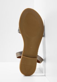 Inuovo Sandaler - brown