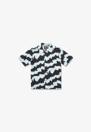Kurzärmliges Hemd mit Knöpfen in Hellblau mit einem schwarzen abstrakten Wellenmuster. Ausgestattet mit einem klassischen Kragen und braunen Knöpfen. Glatte Stoffoberfläche.