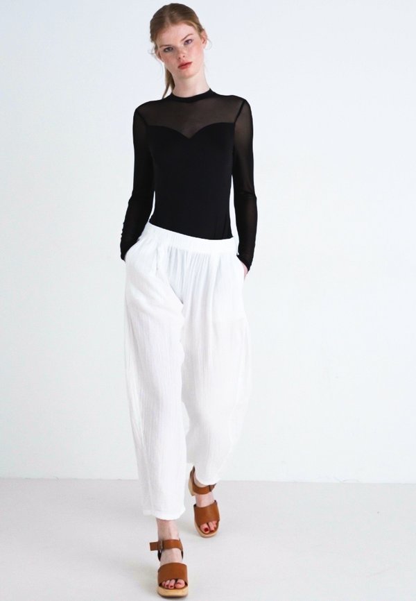 WIDE LEG EASY PANT GAUZE - Trousers4