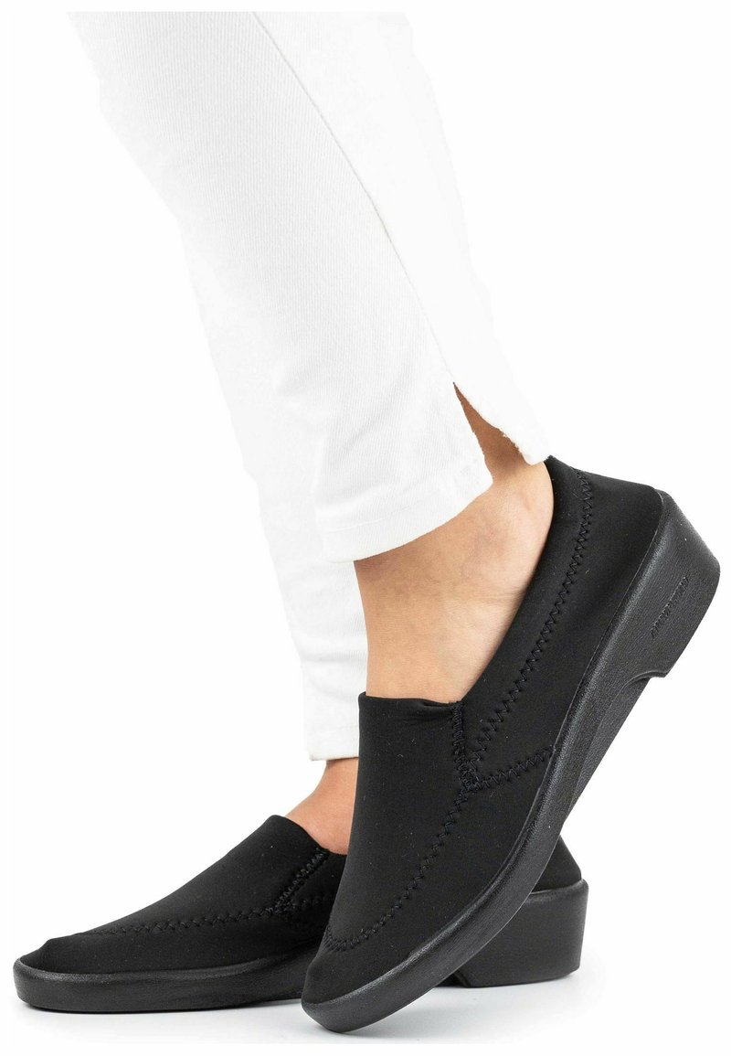 Arcopedico LYRA - Scarpe senza lacci - black