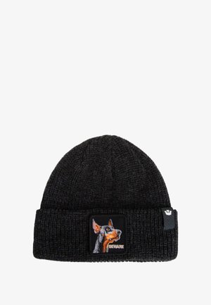 Schwarze Strickmütze mit gerippter Oberfläche, umgeschlagenem Bündchen und einem rechteckigen Patch mit einem Dobermann-Graphic und dem Text "VORSICHT".