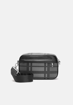 Pier One by Zalando Τσάντα χιαστί - black