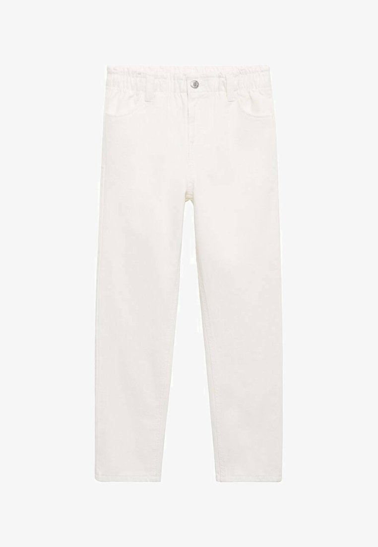 Bijele traperice od denima s elastičnim pojasom, ravnim nogavicama, dva prednja džepa i malim metalnim gumbnim detaljem na struku.