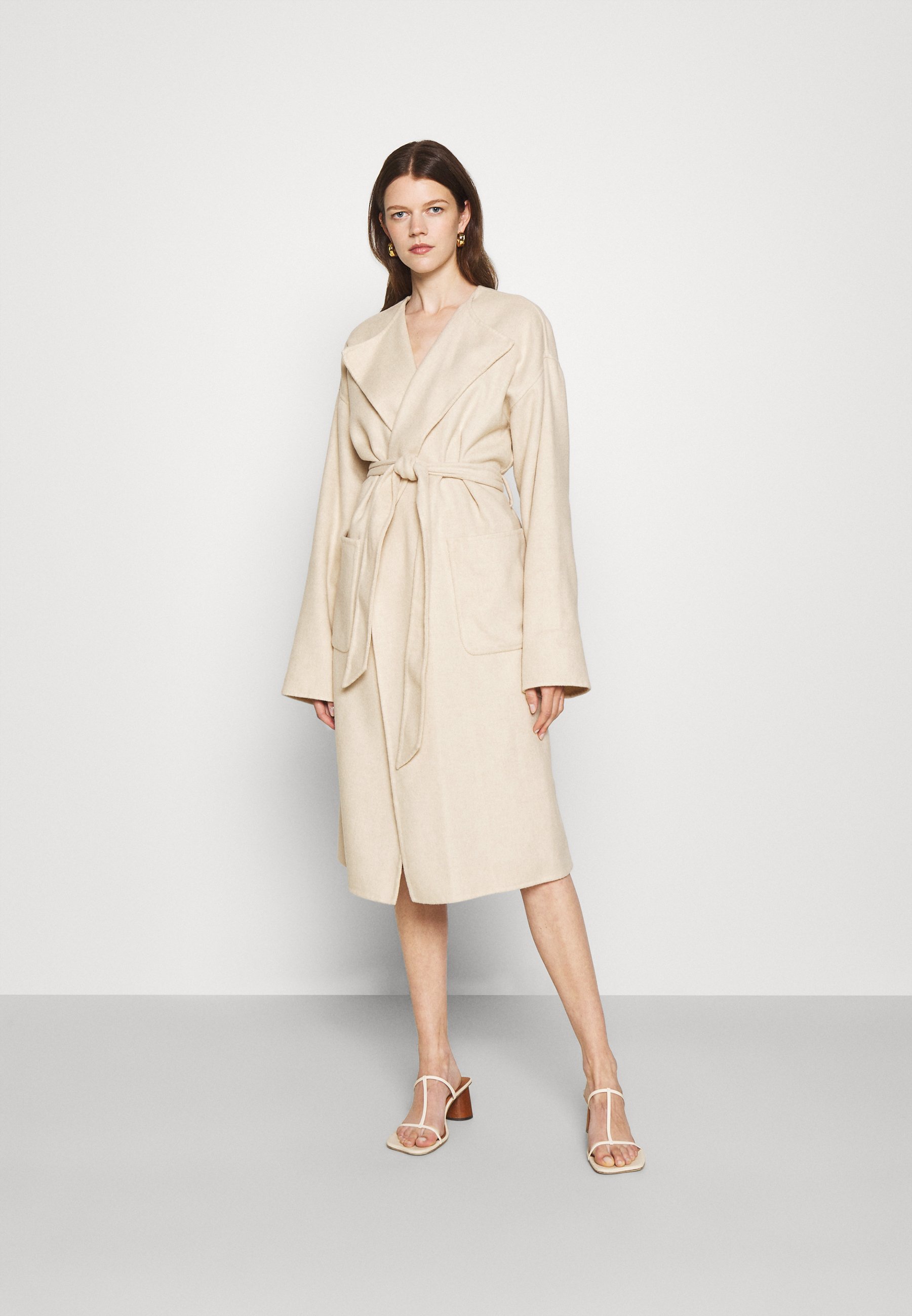 Ofertas en Abrigos de mujer | Colección online en Zalando