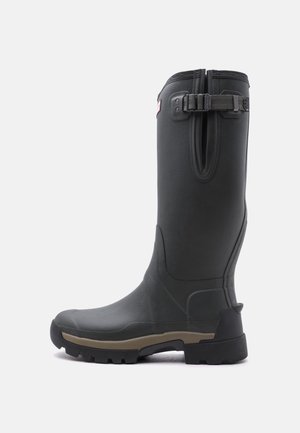 Hunter ORIGINAL, MENS BALMORAL TALL SIDE ADJUSTABLE TECH SOLE BOOT - Bottes en caoutchouc - dark olive