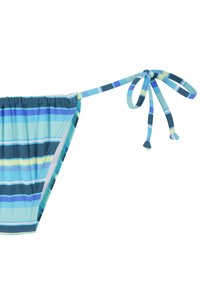 Multkrāsu bikini apakšdaļa ar horizontālām svītrām zilā, zaļā un dzeltenā krāsā. Aprīkota ar saišu sāniem un savilkta auduma detaļām.
