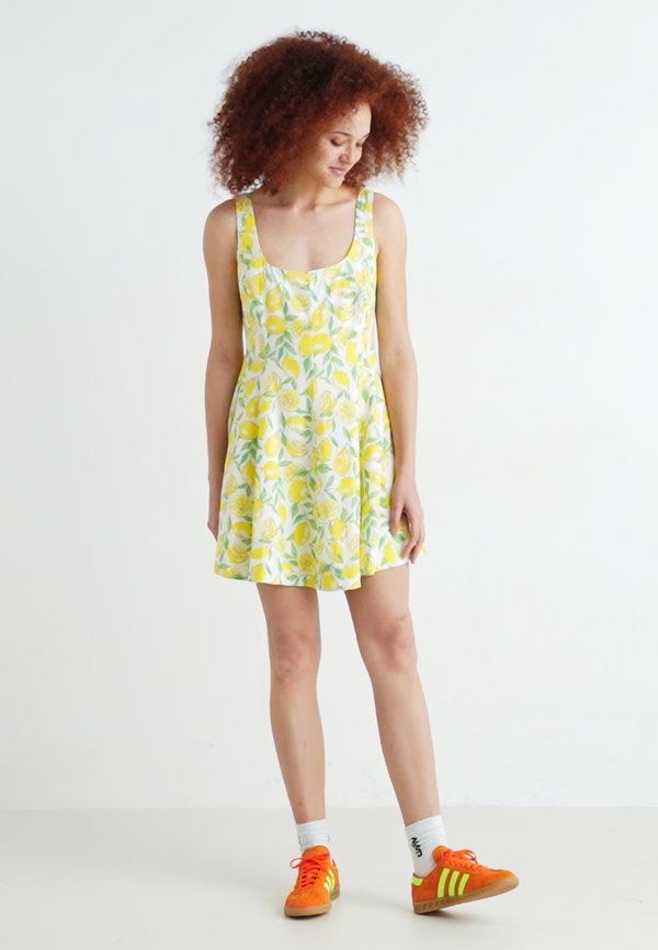 Day dress - lemon3