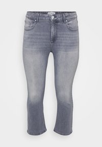 Grå denimcroppade jeans med en klassisk femficksdesign, knäppning samt subtila blekningar längs benen.