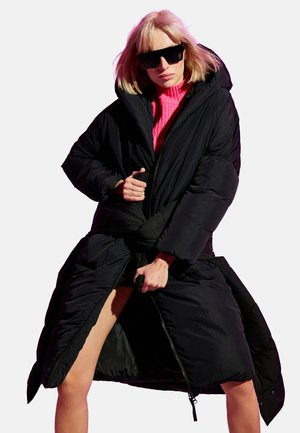 PUFFER HOODED POCKET DETAIL. - Winter coat - black
