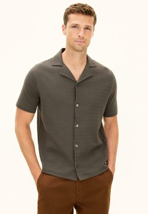 KIRK - Hemd - nettle green