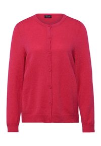 Rode cardigan van zacht materiaal, met een ronde halslijn, lange mouwen en een knoopsluiting met zes knopen.