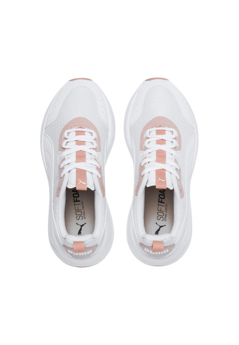 white female trainers