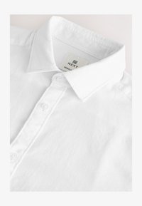 Non sélectionné, white
