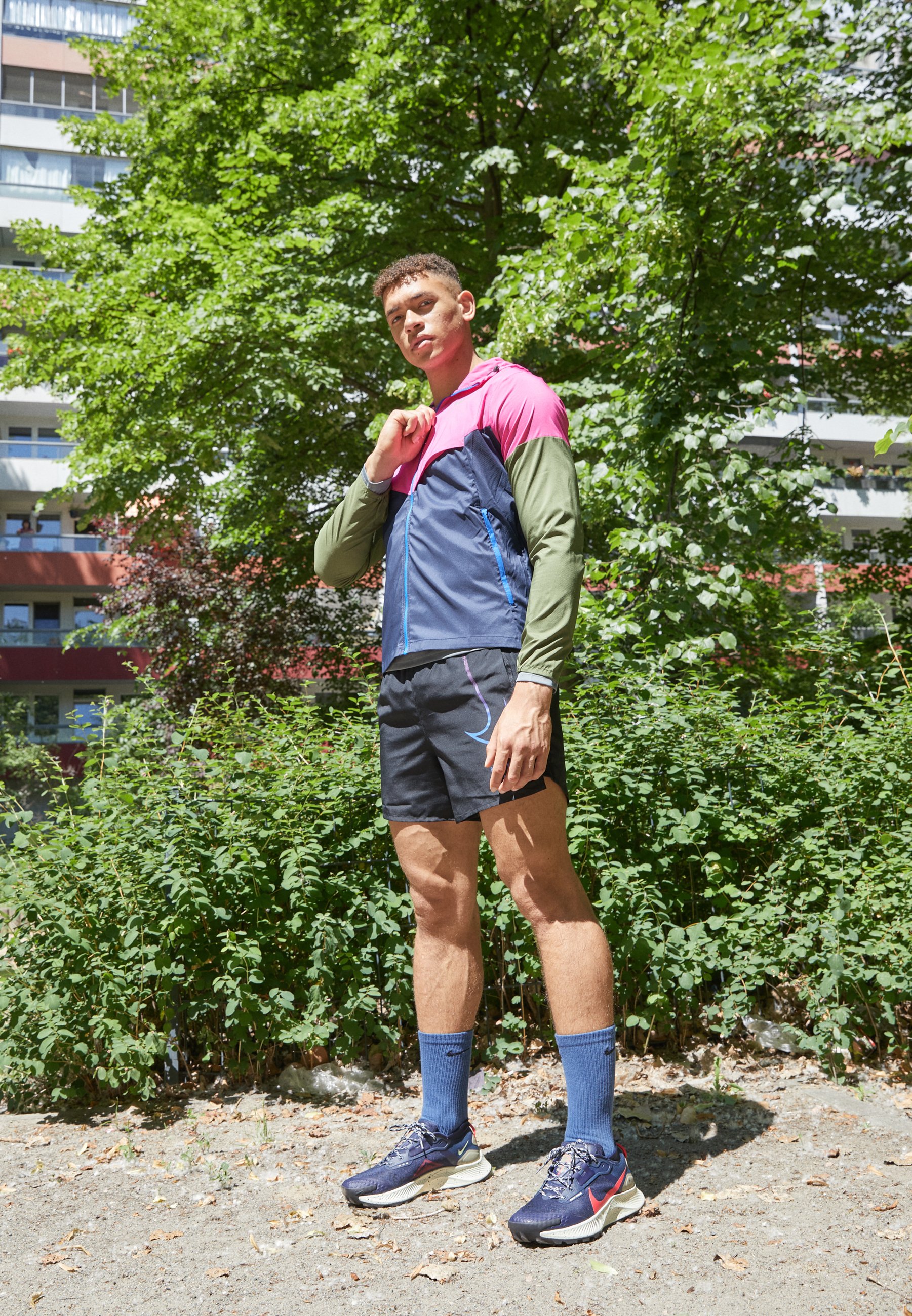 Nike Performance PEGASUS TRAIL 3 GTX - Trail hardloopschoenen -  obsidian/siren red/matte olive/citron tint/sea glass/rood - Zalando.nl