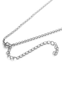 LUCLEON LES - Kaulakoru - steel silver