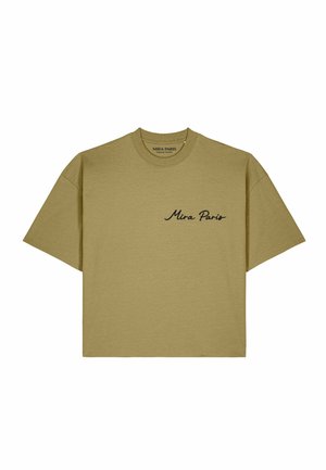 Olivgrünes Baumwoll-T-Shirt mit kurzen Ärmeln und "Mira Paris" in schwarzer Schrift auf der linken Brust gedruckt.