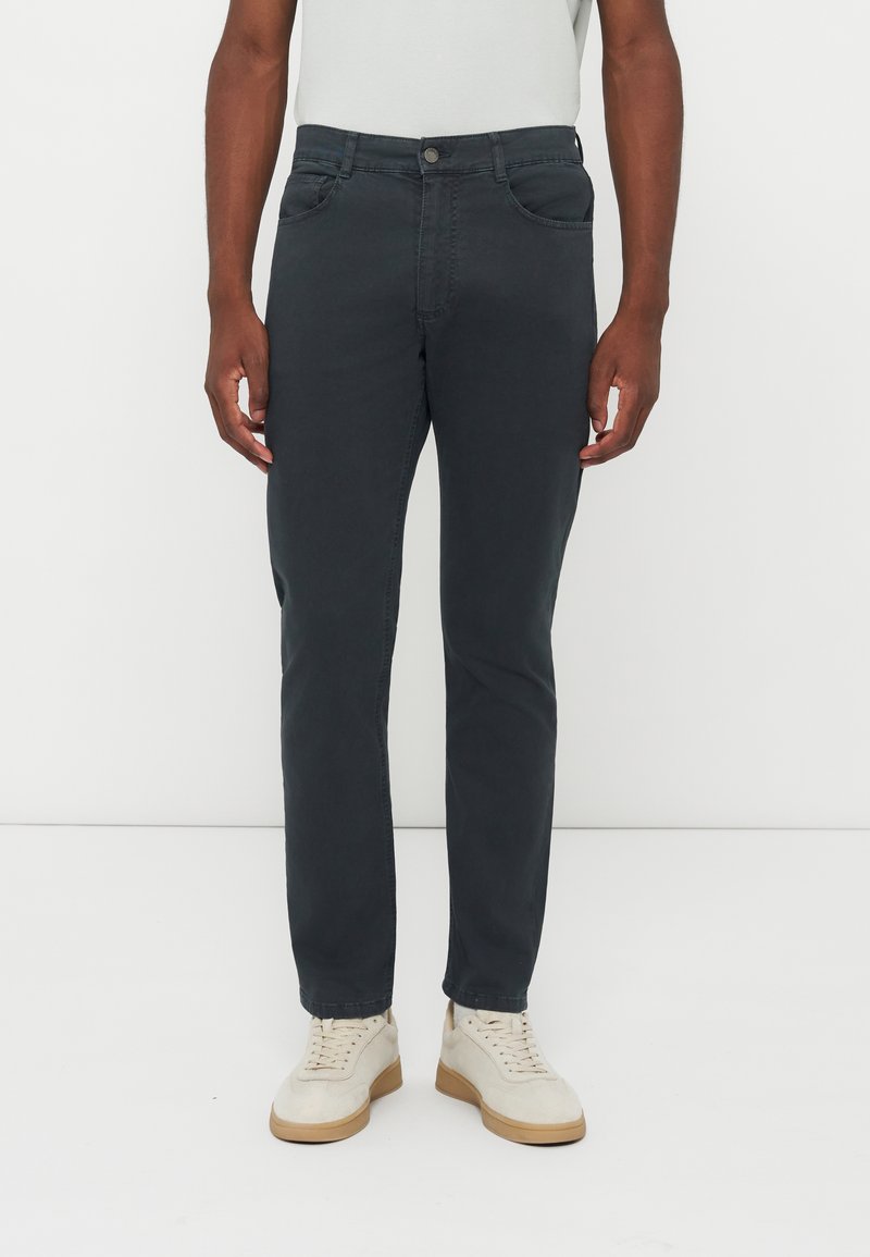 Pantalones