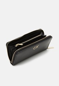 Calvin Klein LOCK WALLET - Portafoglio - black